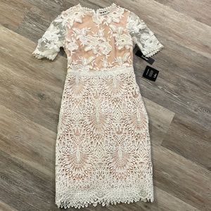 Lulus White Lace Midi Dress with Short Sleeves - New with Tags